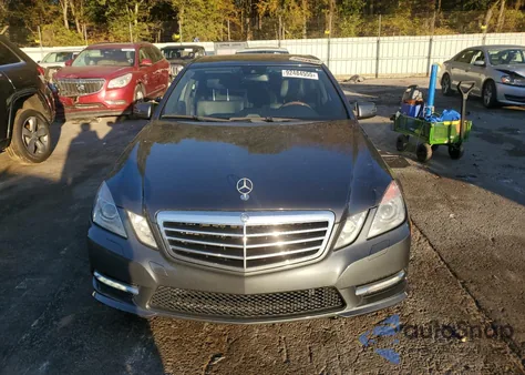 2012 Mercedes-Benz E 350 z USA, uszkodzony, nr VIN WDDHF5KB9CA571049